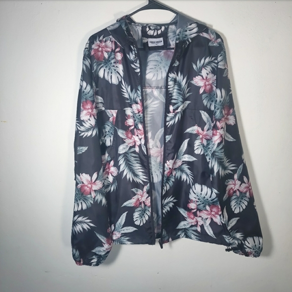 Jacket - Picture 3 of 4